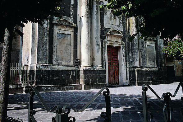 pavimento-pietra-lavica-9
