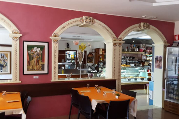 arcate-copricolonne-pietra-lavica
